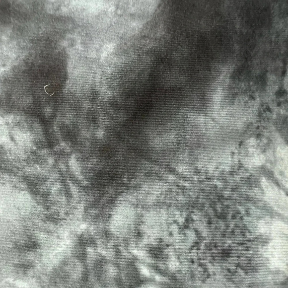 RBX womens crop exercise top. Ice Flowers. Size: L - Picture 2 of 11